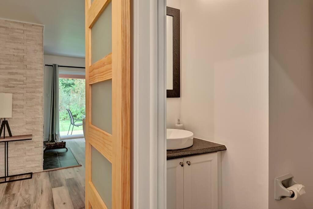*Nouveauté* Foyer au bois, Plage, Montagne et + Magog Extérieur photo