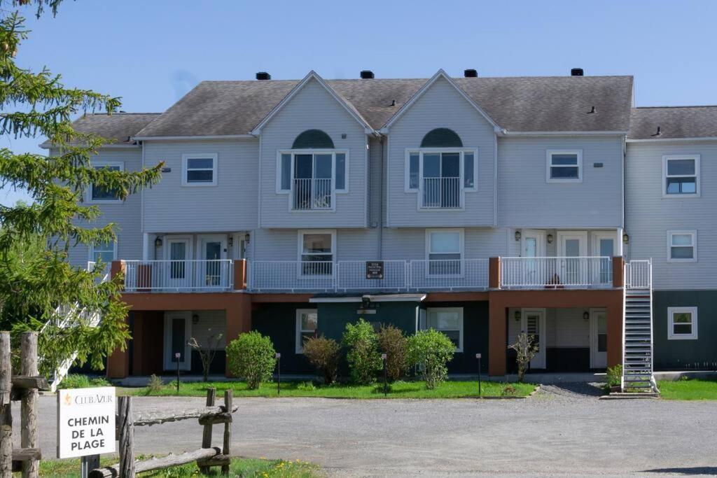 *Nouveauté* Foyer au bois, Plage, Montagne et + Magog Extérieur photo