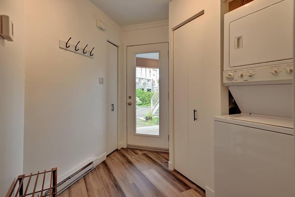 *Nouveauté* Foyer au bois, Plage, Montagne et + Magog Extérieur photo